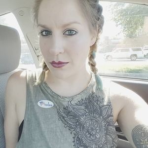 Meet your Posher, Missy